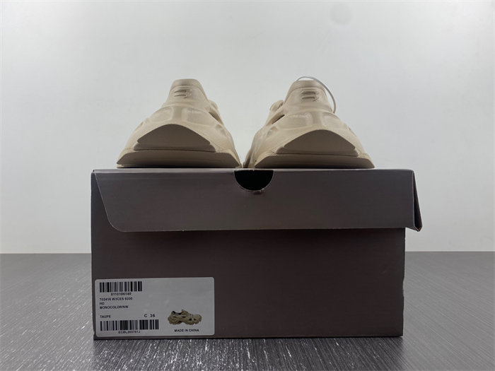 Ba*len*cia*ga hd lace up beige 702421w3ces9300