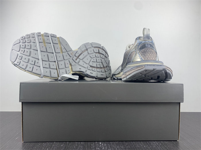 Ba*len*cia*ga -phantom sneaker w3xl4-9191