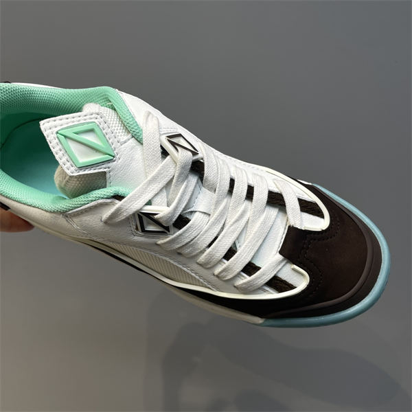 Dr x Travis Scott Sneaker