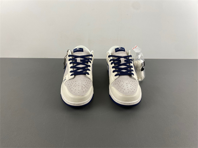 Dunk Low LV FC1688-134