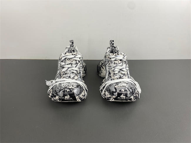 Ba*len*cia*ga -phantom sneaker 734734 w2rg3 9010