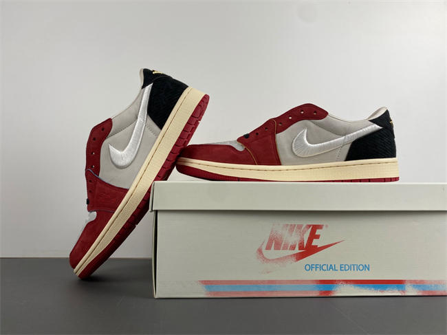 Trophy Room x Air Jordan 1 Low OG “Rookie Card: Home” HV6157-100