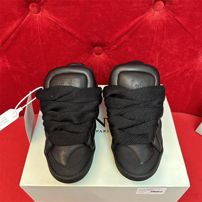 Lanvon Curb Sneaker 56