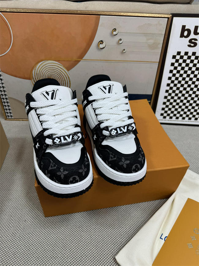 LV Trainer Maxi Sneaker